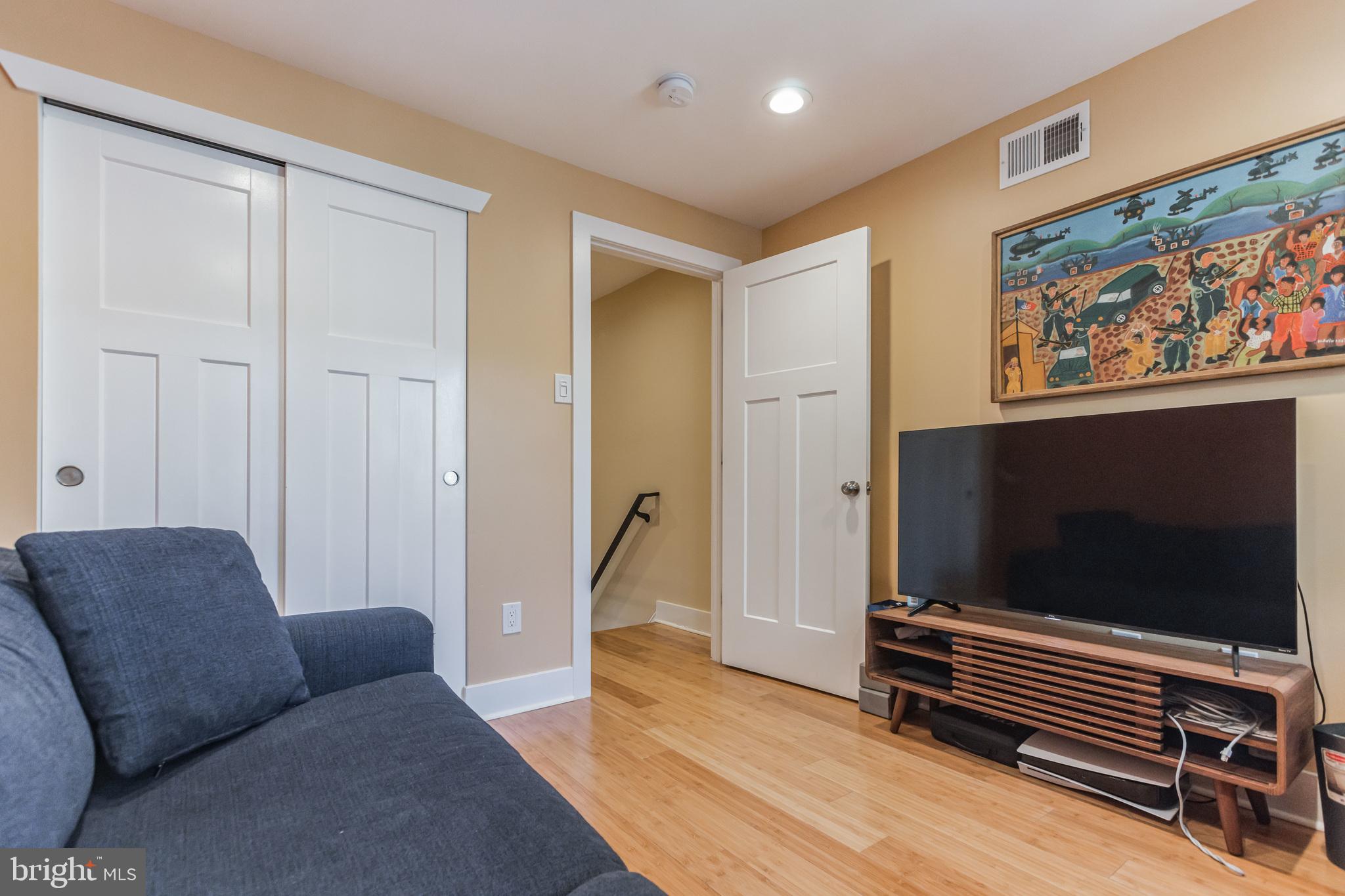 2035 Mountain Street Philadelphia, PA 19145 - Photo 24 of 30
