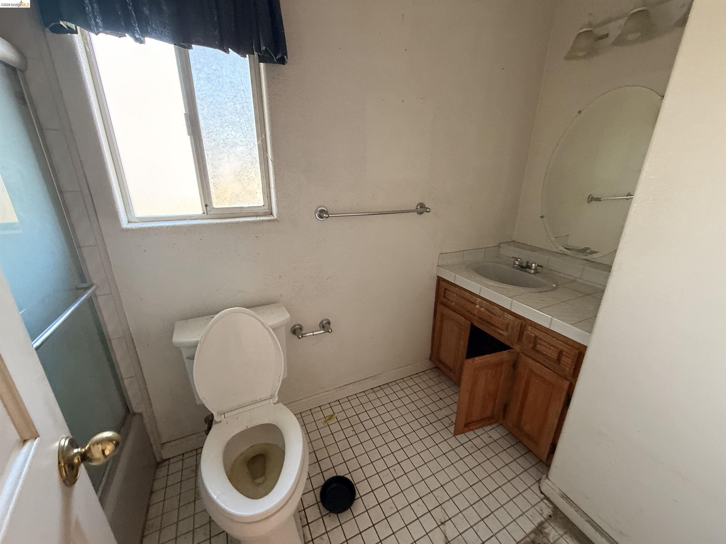 471 Delta Road Oakley, CA 94561 - Photo 33 of 33 a bathroom with a sink and a toilet
