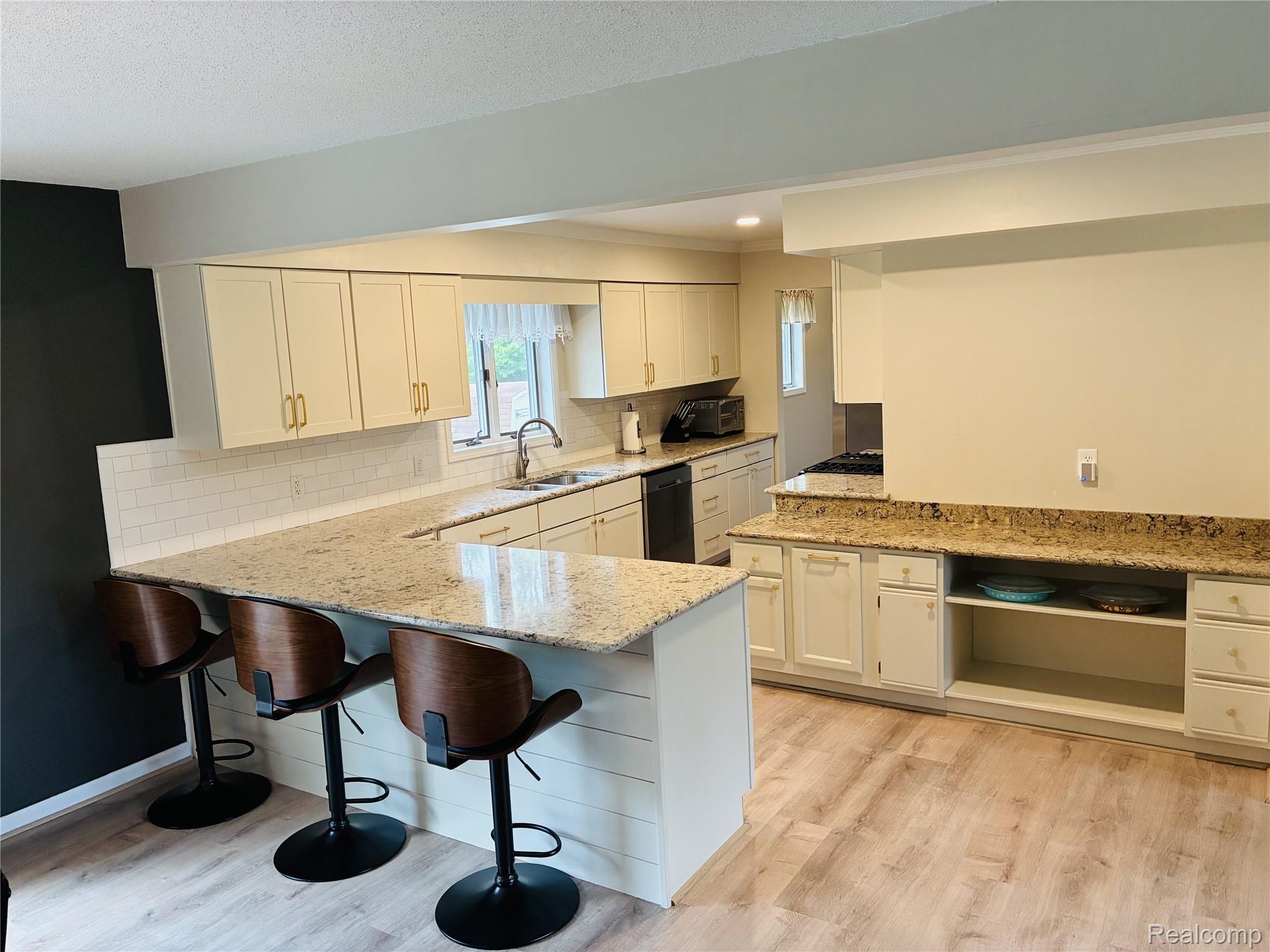 2168 Orchard Beach Road Cheboygan, MI 49721 - Photo 11 of 40 11.jpeg