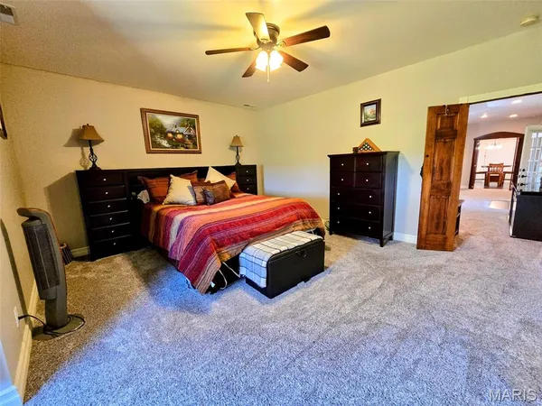 $575,000 | 55272 Buffalo Lane, New London, MO 63459