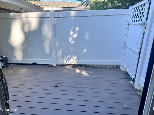 $1,900 | 36 Donna Lynn Drive, East Greenbush, NY 12061