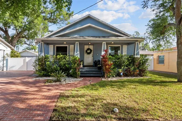 $495,500 | 3323 West Pine Street, Tampa, FL 33607