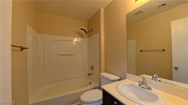 $2,010 | 3661 Turquoise Waters Avenue, North Las Vegas, NV 89081