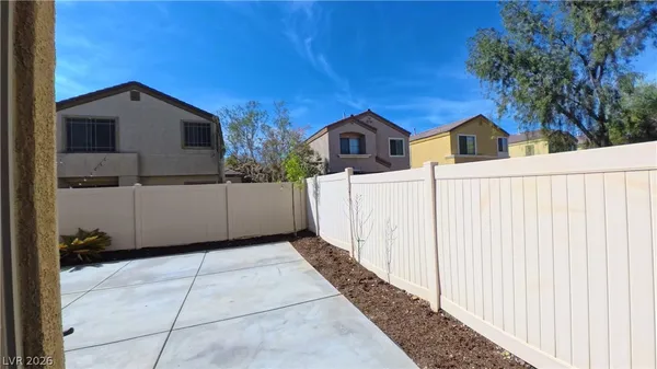 $2,010 | 3661 Turquoise Waters Avenue, North Las Vegas, NV 89081