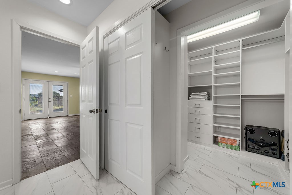 309 Burney Road North Center Point, TX 78010 - Photo 19 of 47 Gallery Image 19