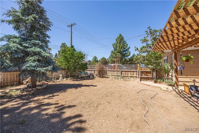 $289,900 | 2163 5th Lane, Big Bear City, CA 92314