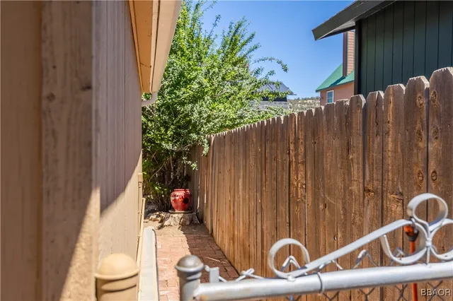 $289,900 | 2163 5th Lane, Big Bear City, CA 92314