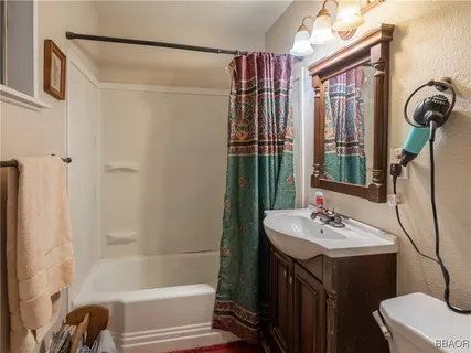 $289,900 | 2163 5th Lane, Big Bear City, CA 92314