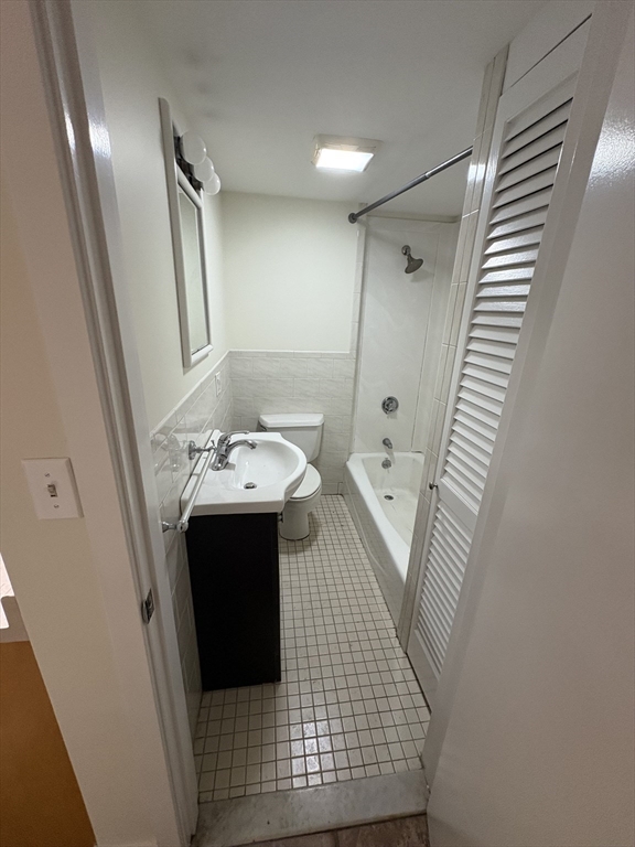 3 Lewis Street, Unit 2 Boston, MA 02109 - Photo 16 of 16