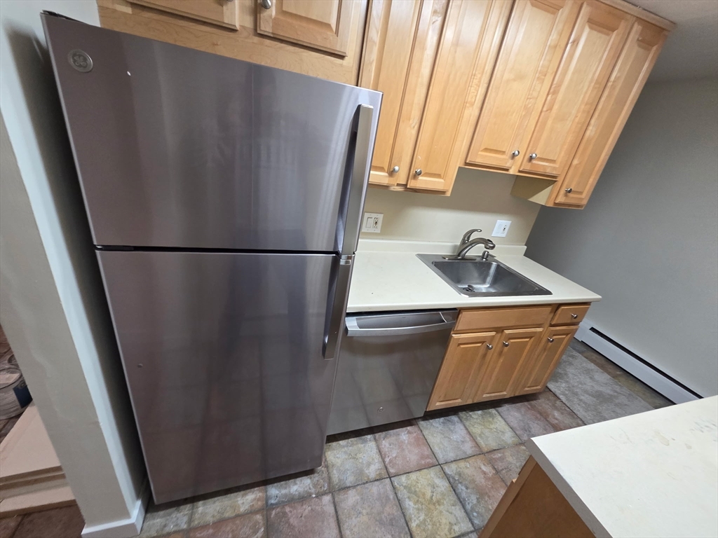 3 Lewis Street, Unit 2 Boston, MA 02109 - Photo 6 of 16