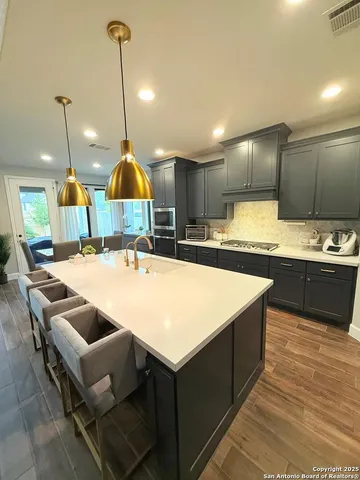 $730,000 | 108 Old Rdg Lane, Boerne, TX 78006