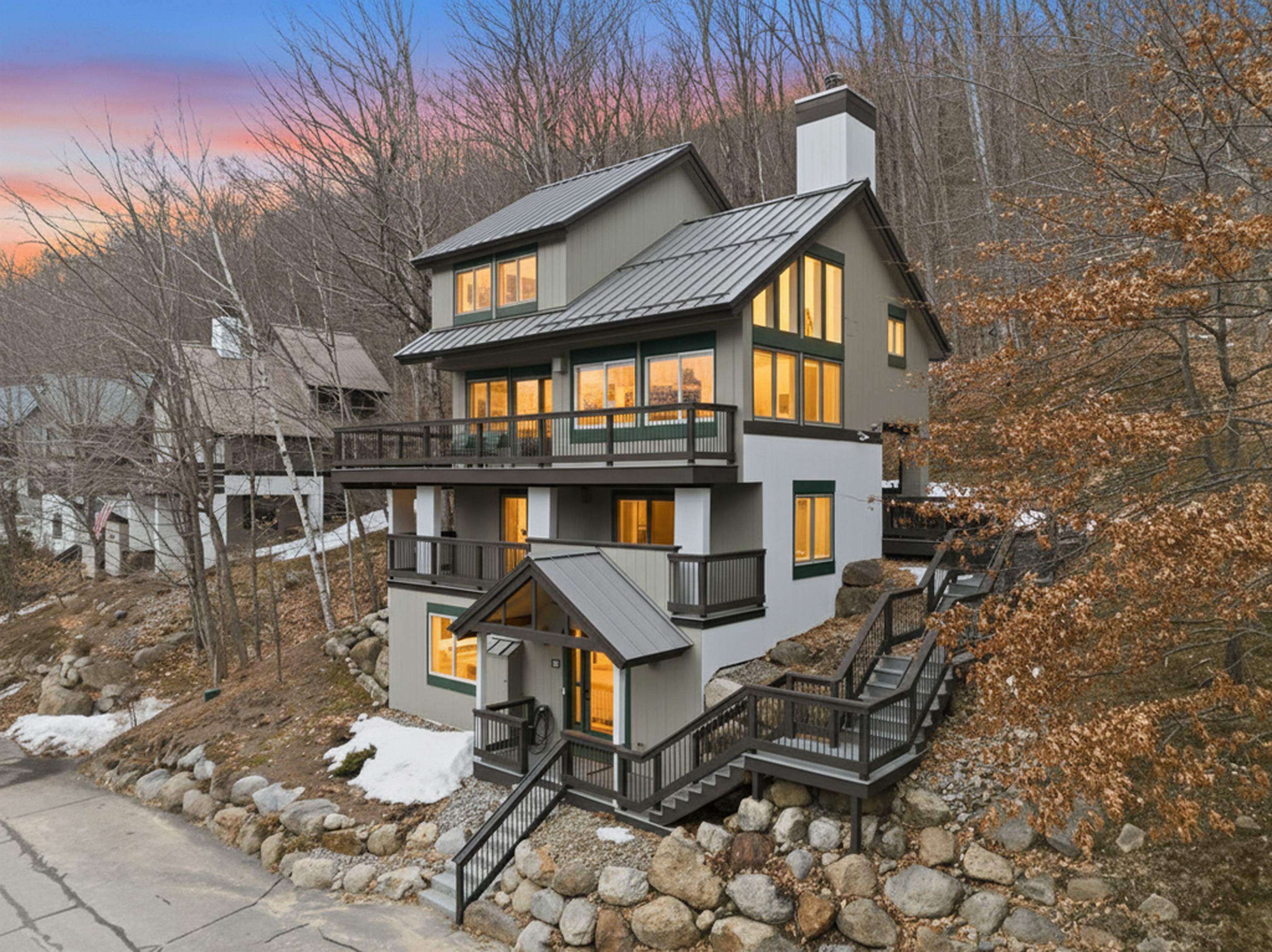 68 Flume Road Lincoln, NH 03251 - Photo 2 of 55