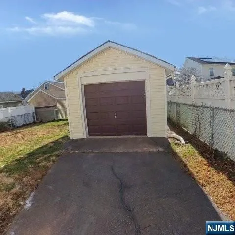 $599,900 | 44 Tulip Street, Bergenfield, NJ 07621