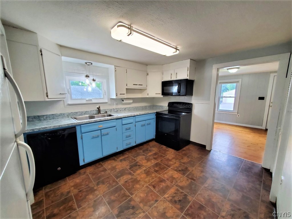 20 Parkway Drive Lysander, NY 13027 - Photo 12 of 32