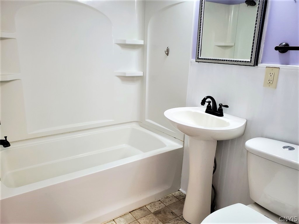 20 Parkway Drive Lysander, NY 13027 - Photo 14 of 32