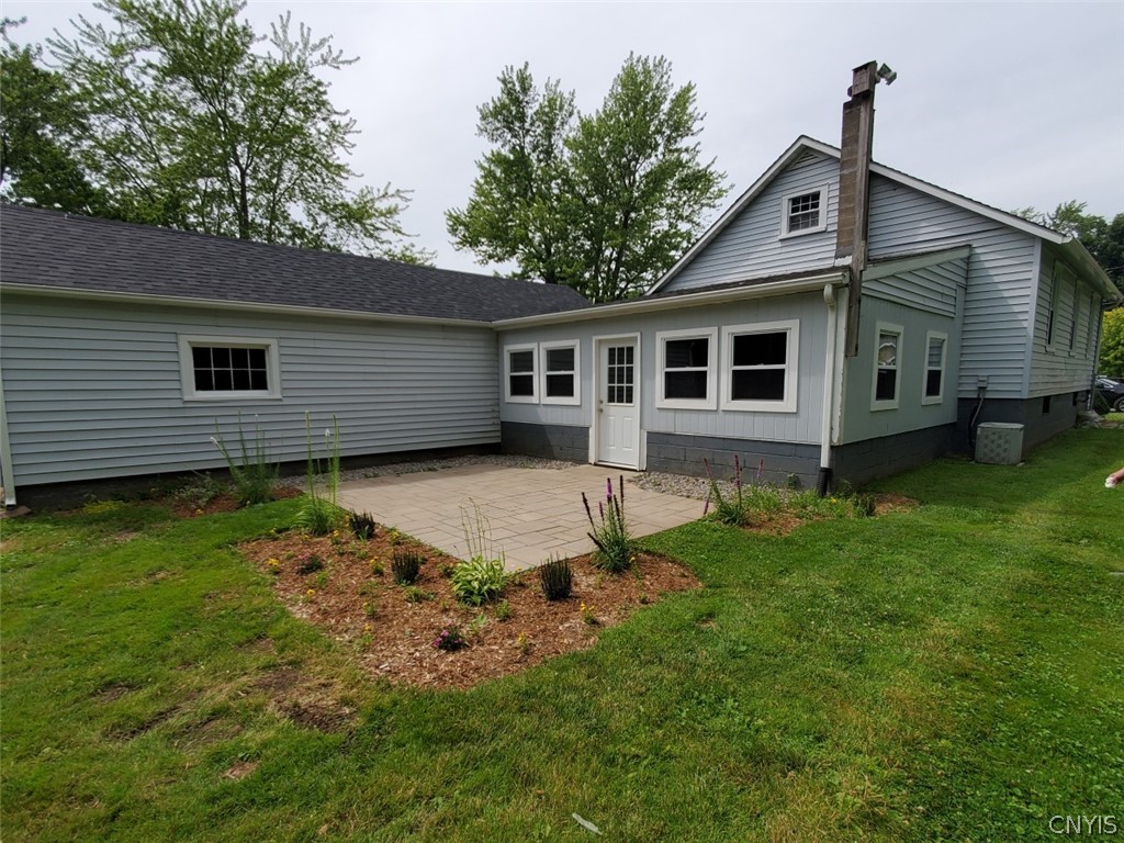 20 Parkway Drive Lysander, NY 13027 - Photo 5 of 32