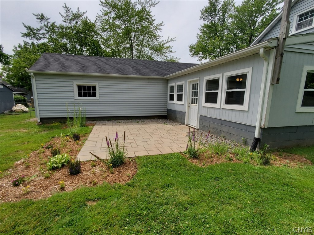 20 Parkway Drive Lysander, NY 13027 - Photo 6 of 32