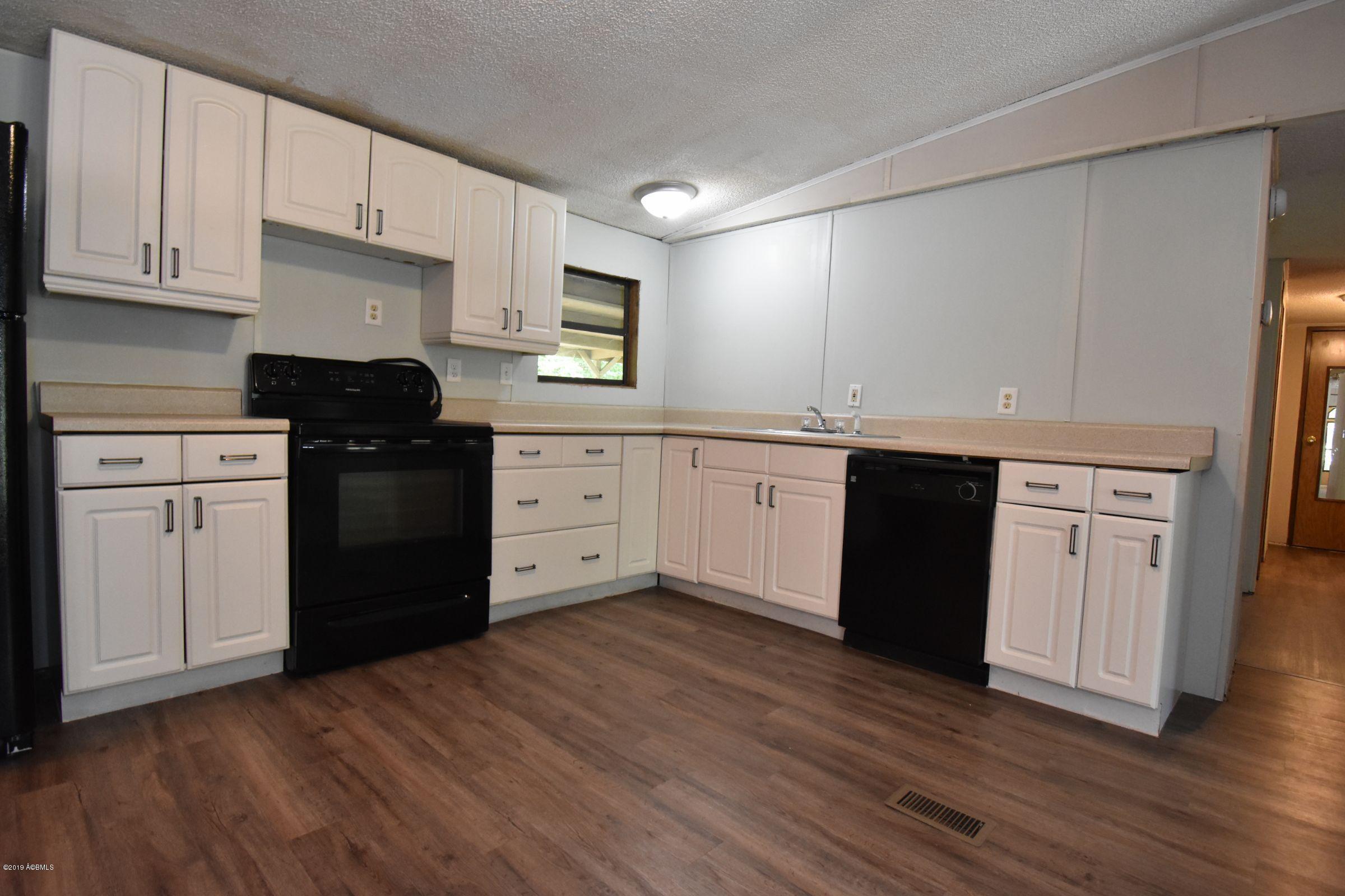12 State Rd S-7-458 Beaufort, SC 29906 - Photo 10 of 26 DSC_0768