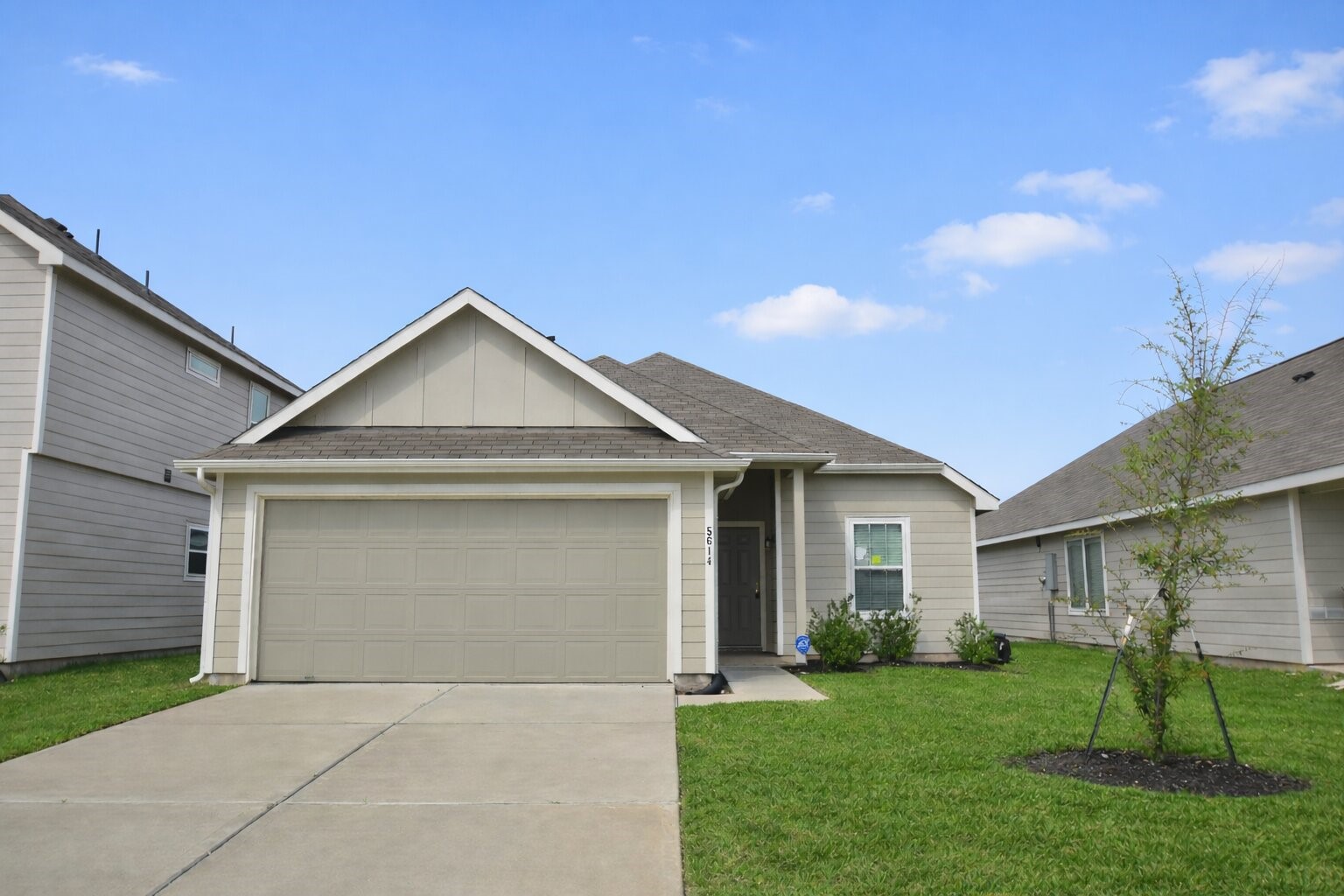 5614 Brooklyn Rose Drive Rosharon, TX 77583 - Photo 1 of 21