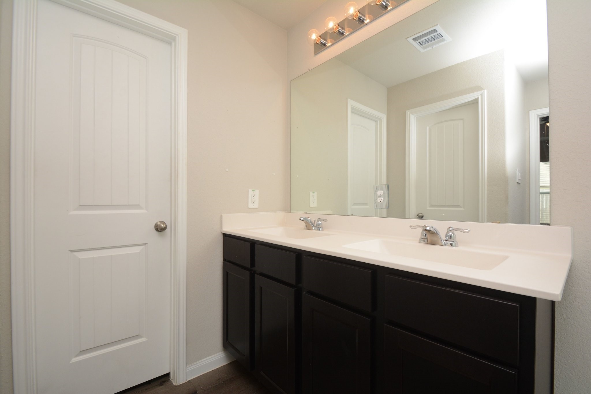 5614 Brooklyn Rose Drive Rosharon, TX 77583 - Photo 13 of 21