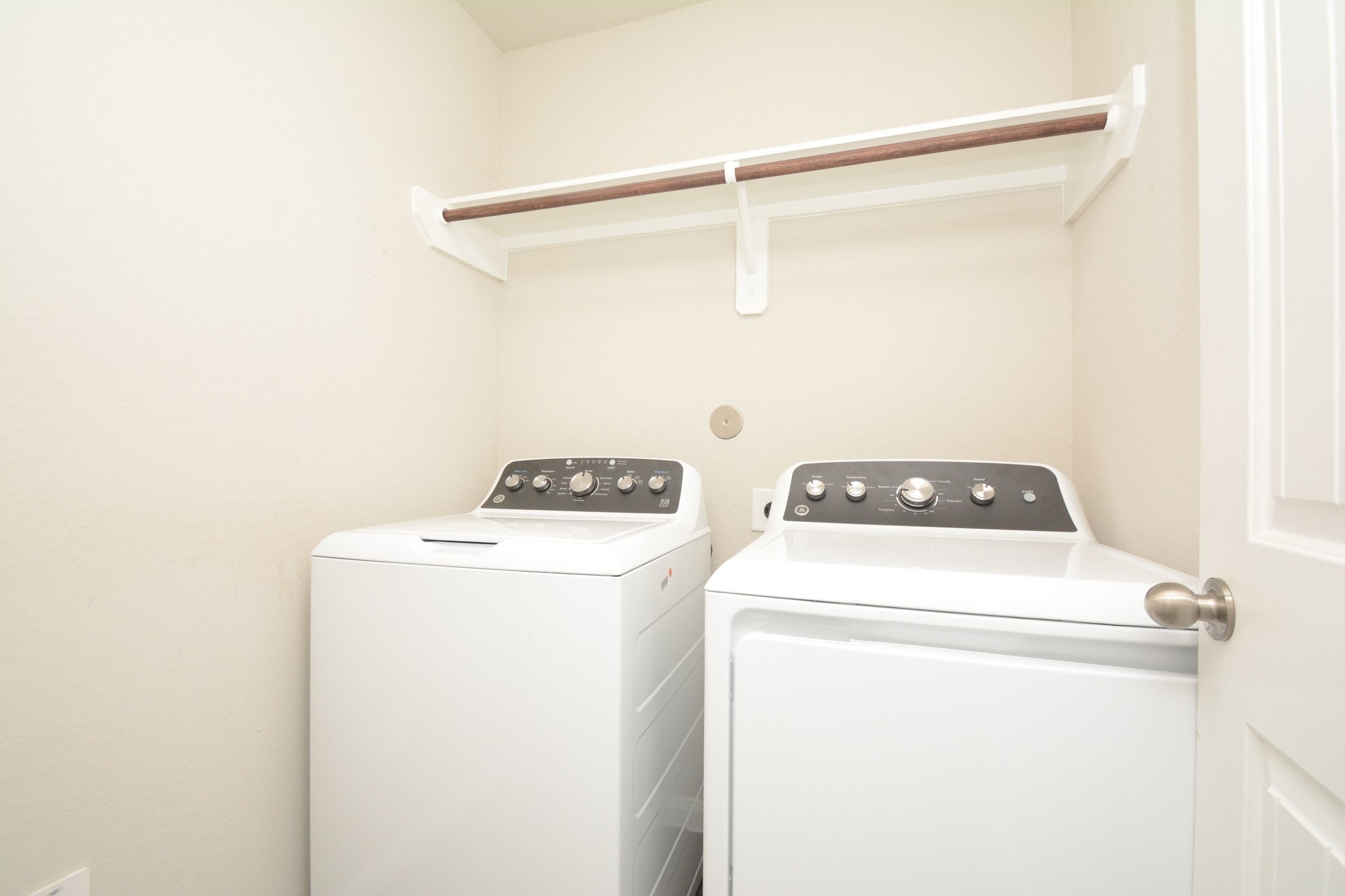 5614 Brooklyn Rose Drive Rosharon, TX 77583 - Photo 9 of 21