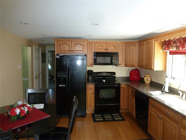 17 Sandy Pond Road Ayer, MA 01432 - Photo 2 of 19 Gallery Image 2