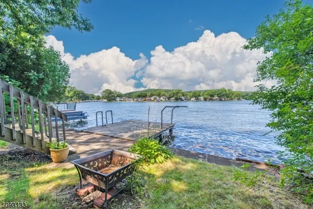 $3,100 | 21 East Shore Road, Denville, NJ 07834