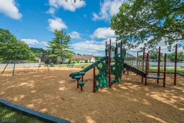 $3,100 | 21 East Shore Road, Denville, NJ 07834