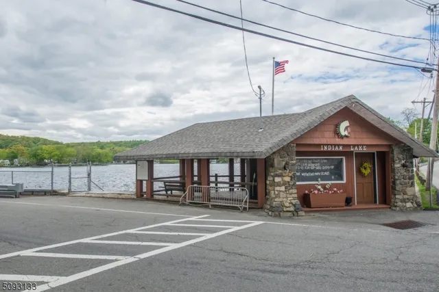 $3,100 | 21 East Shore Road, Denville, NJ 07834