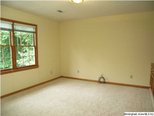889 Mountain Ridge Drive Birmingham, AL 35209 - Photo 13 of 26