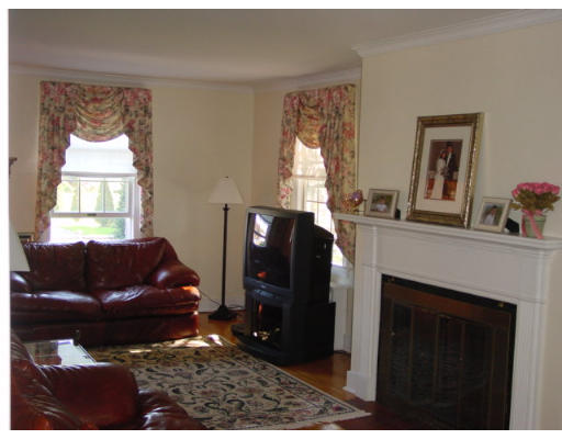 89 Fiske Hill Road Sturbridge, MA 01566 - Photo 7 of 15 Gallery Image 7