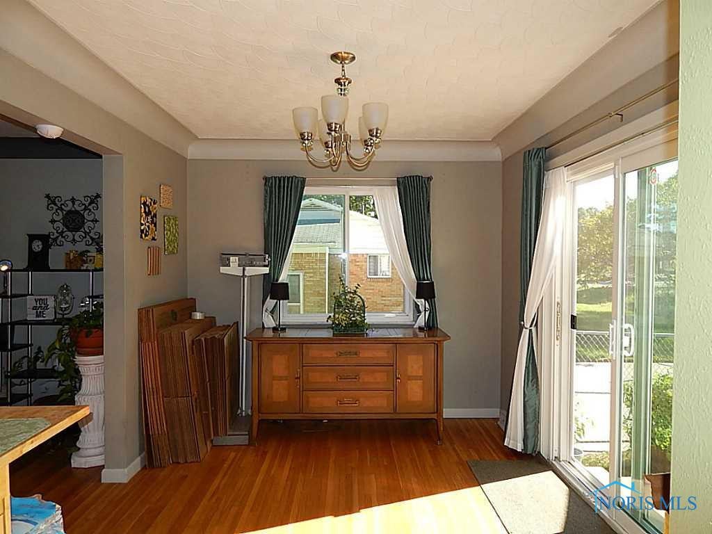 611 Searles Road Toledo, OH 43607 - Photo 5 of 20 Gallery Image 5