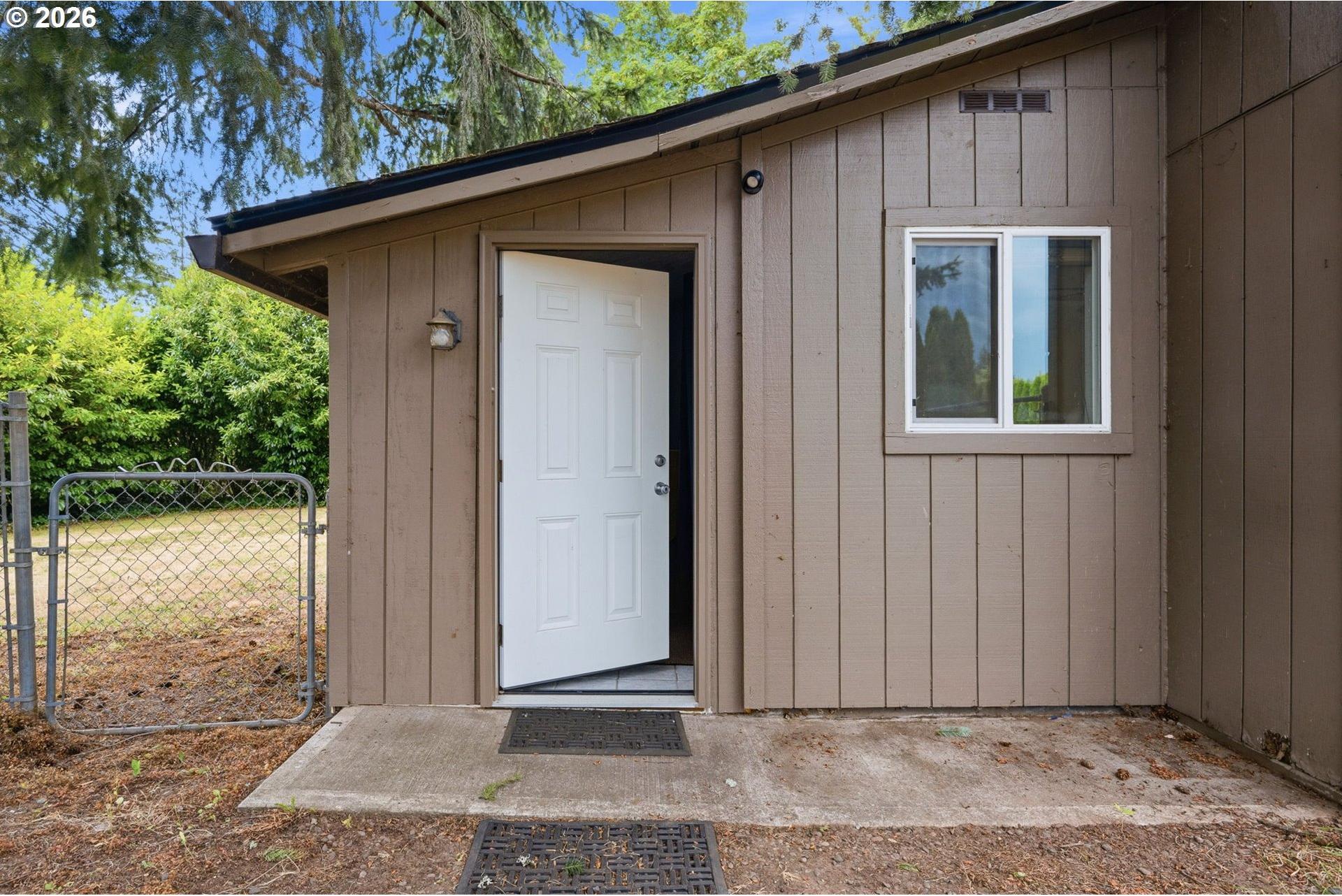 33399 Southeast Coupland Road Estacada, OR 97023 - Photo 2 of 39 Gallery Image 2