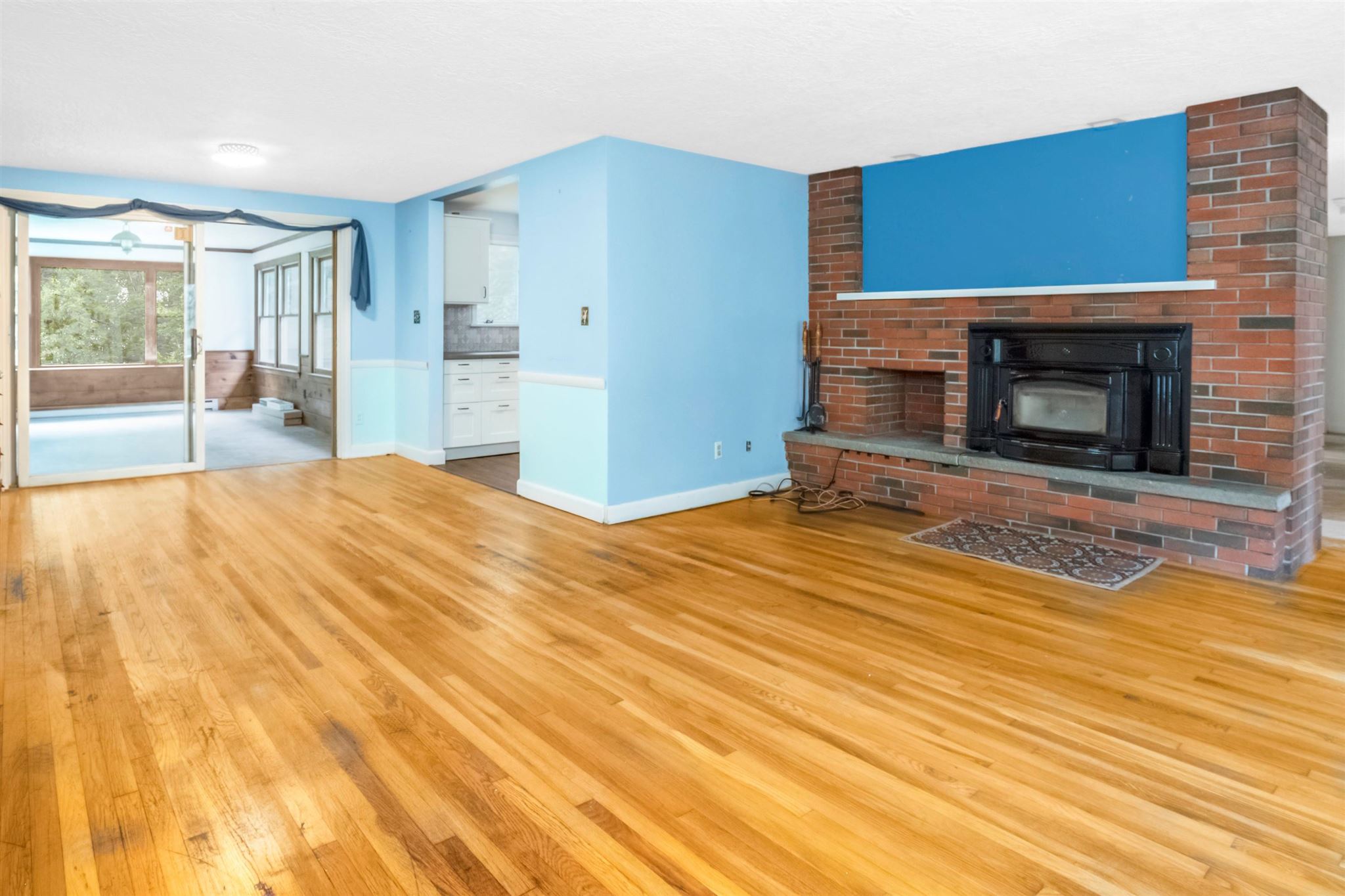 159 Liberty Hill Road Bedford, NH 03110 - Photo 23 of 35