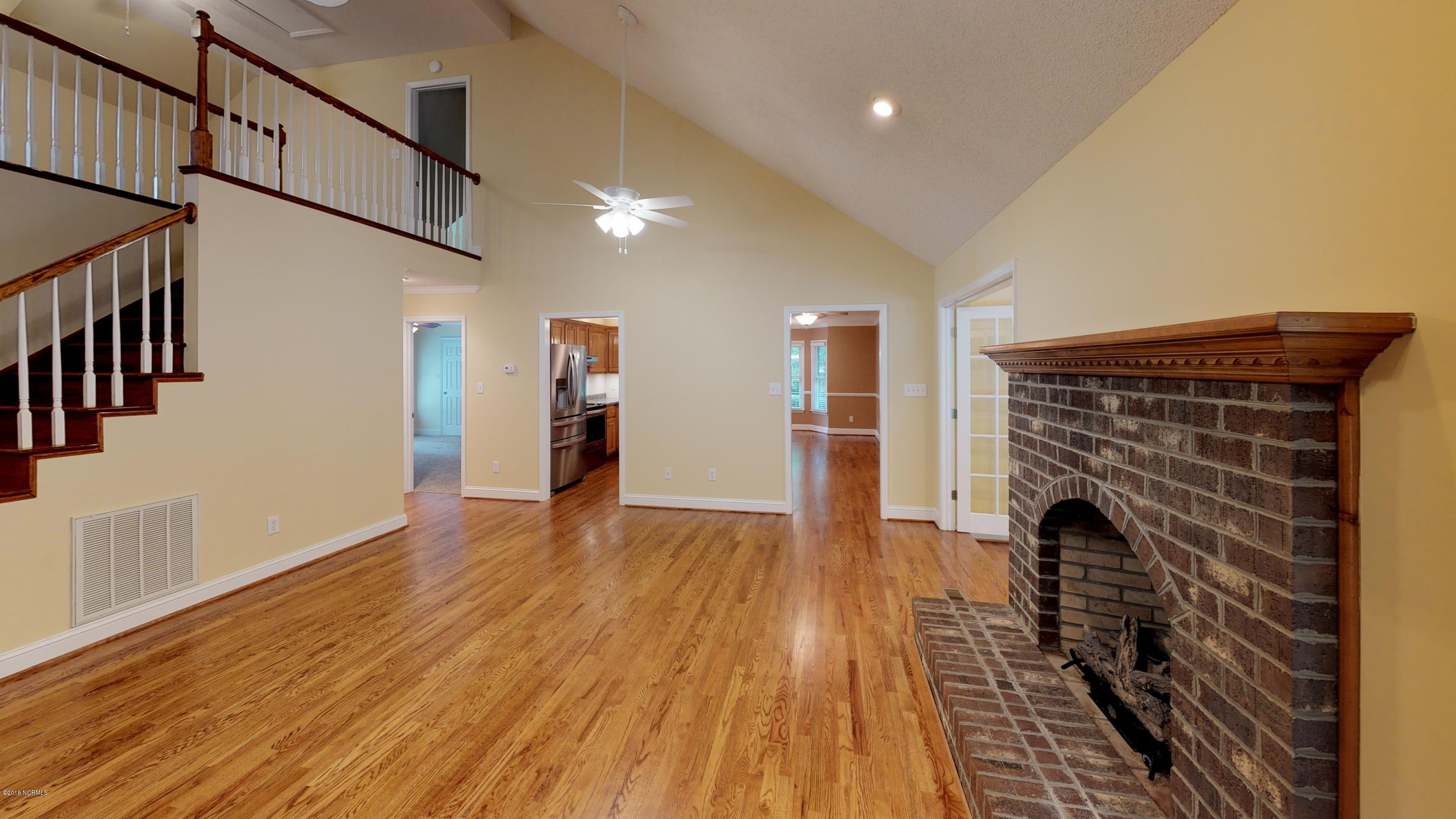 242 Creedmoor Road Jacksonville, NC 28546 - Photo 9 of 46 xLFTRkiGzeH - Unfurnished(2)