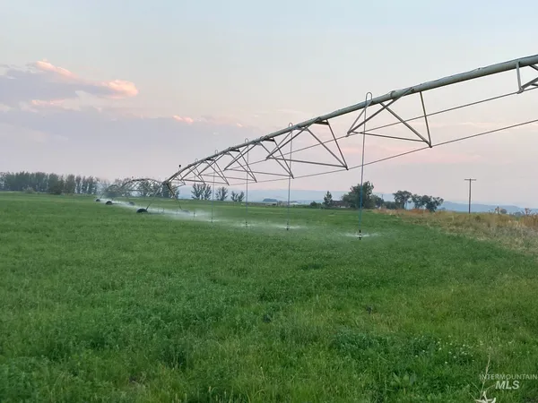 $6,500,000 | 3850 Greenfield Road, Vale, OR 97918