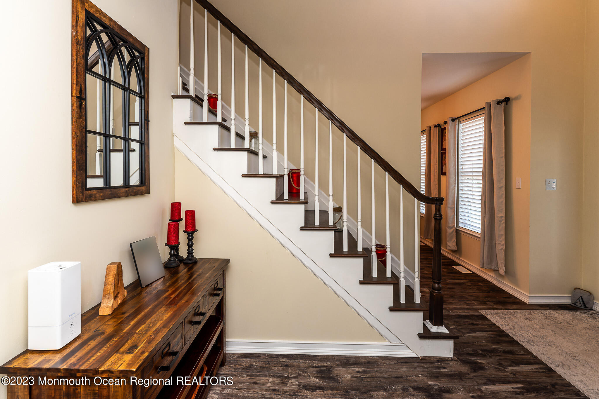 1 Overlook Place Bayville, NJ 08721 - Photo 24 of 66 a view of entryway and hall