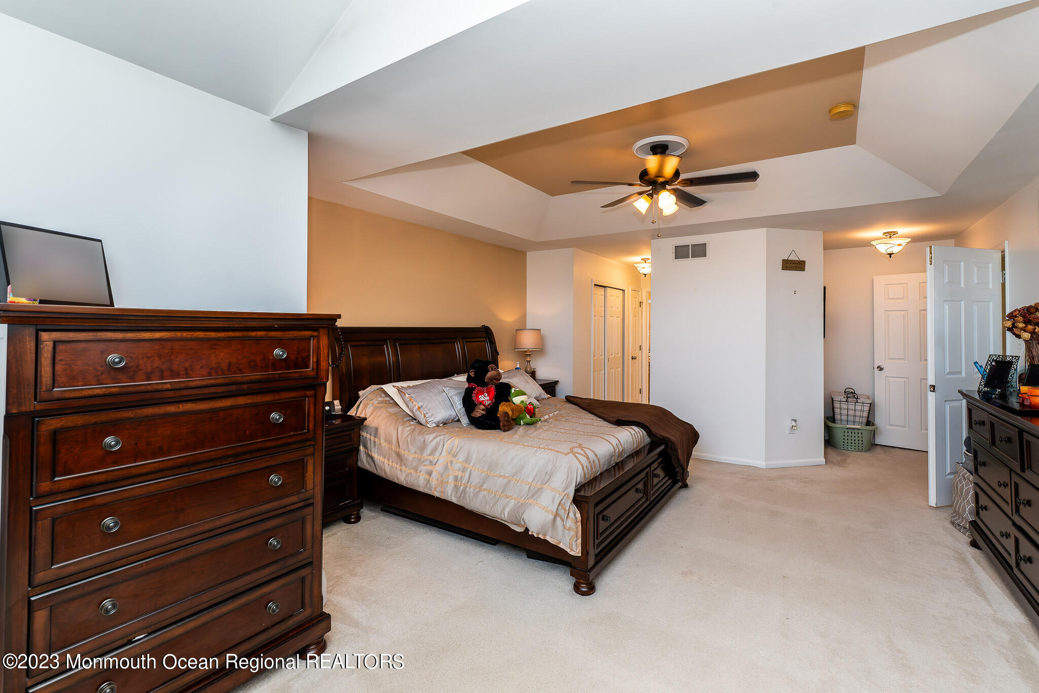1 Overlook Place Bayville, NJ 08721 - Photo 28 of 66 a living room with furniture and a flat screen tv