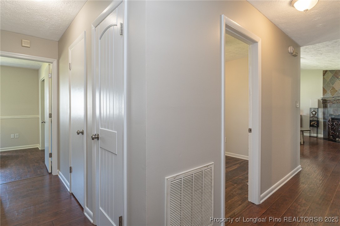 5411 Archer Road Hope Mills, NC 28348 - Photo 13 of 29 Hall
