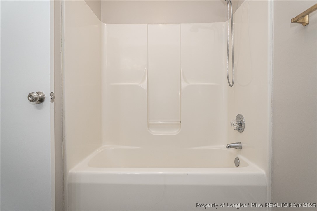 5411 Archer Road Hope Mills, NC 28348 - Photo 17 of 29 Hall Bath