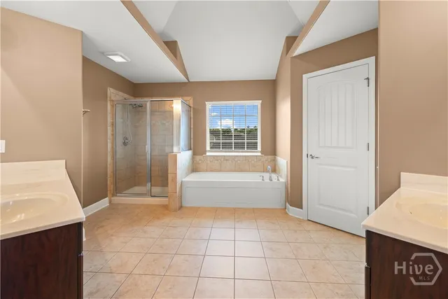 $2,850 | 219 Byron Drive, Richmond Hill, GA 31324