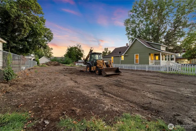 a view of a house with a patio