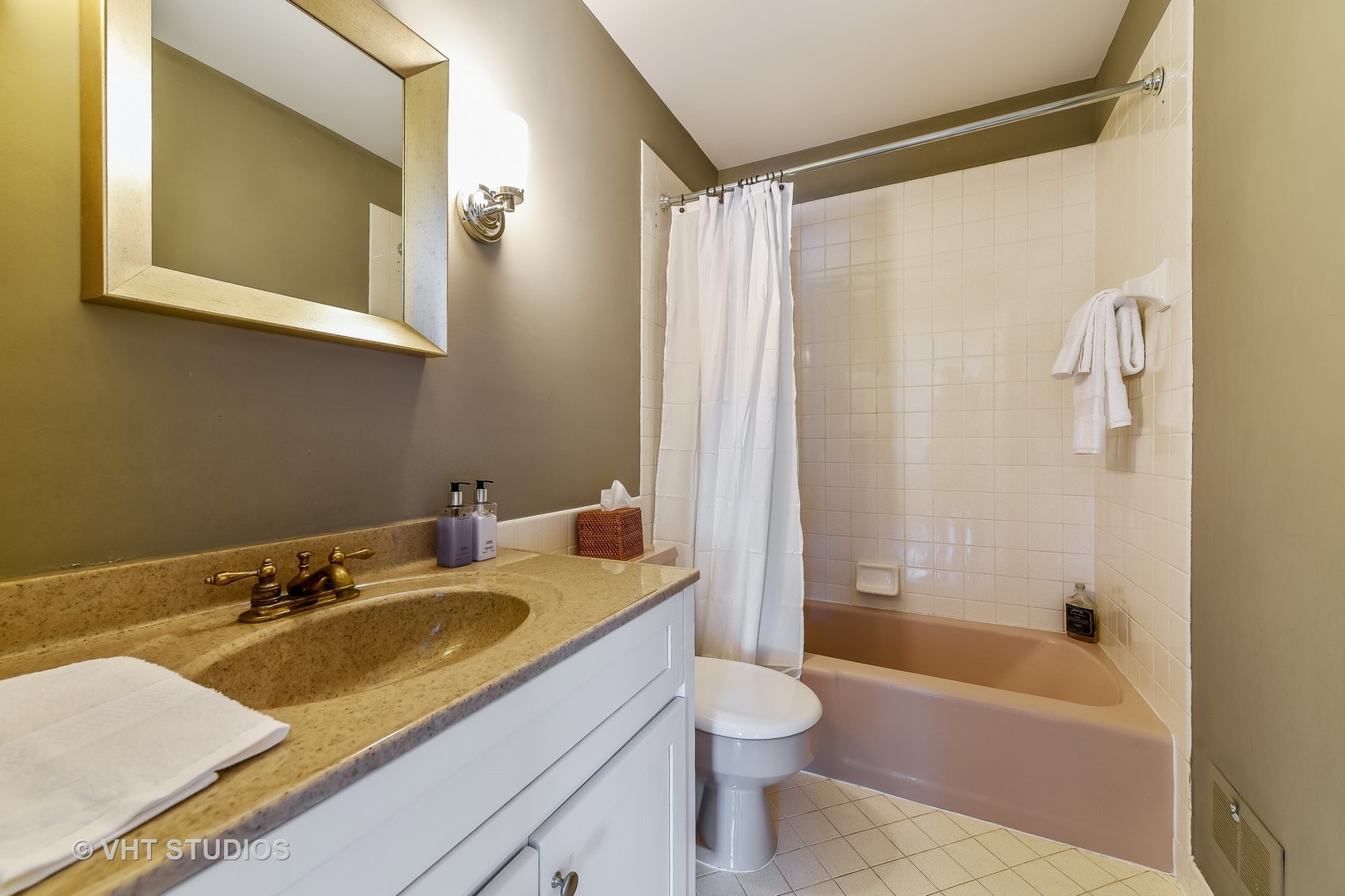 698 Smoke Tree Road Deerfield, IL 60015 - Photo 17 of 25