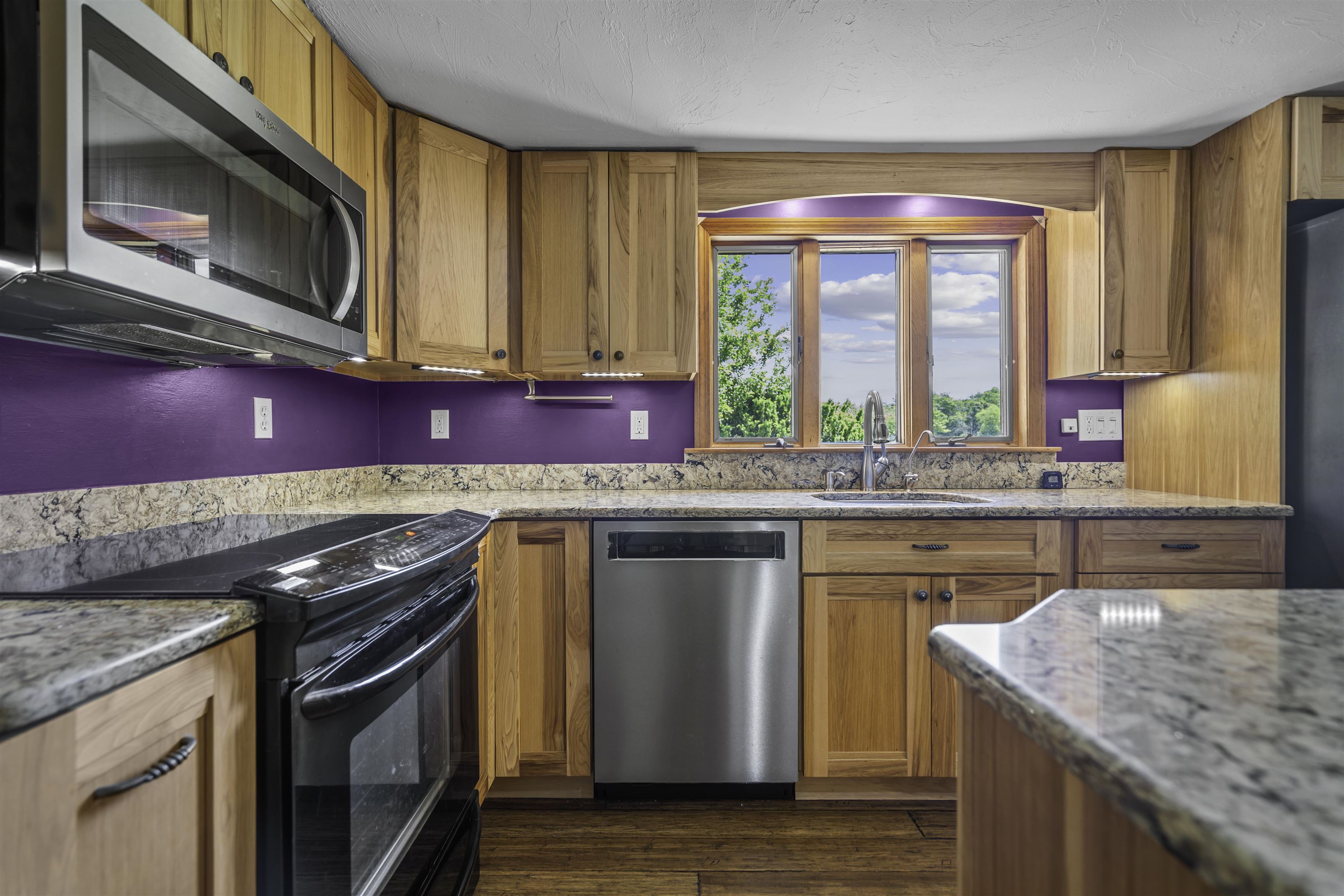 35 Tyler Road Hopkinton, NH 03229 - Photo 6 of 37