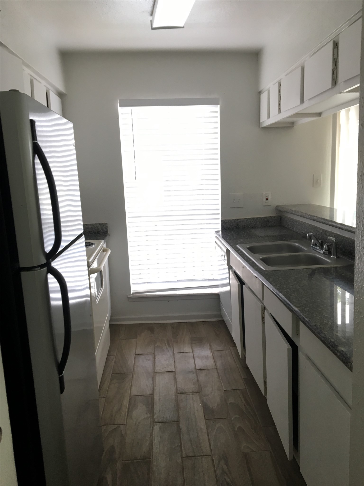 6200 West Tidwell Road, Unit 2404 Houston, TX 77092 - Photo 5 of 23