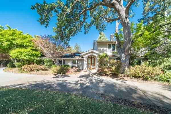 $8,990,000 | 1 Larch Drive, Atherton, CA 94027