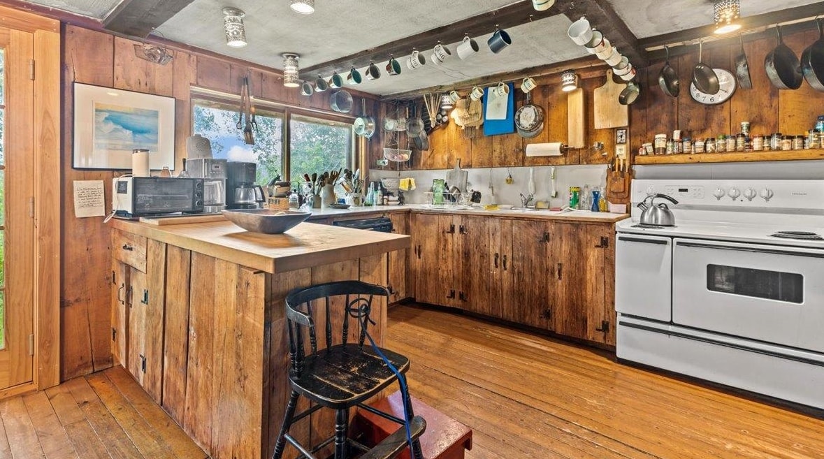 33 Sterling Valley Road Morristown, VT 05661 - Photo 17 of 51