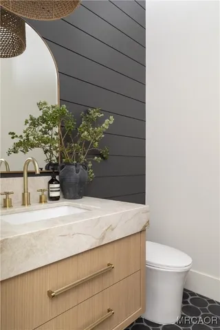 $2,450,000 | 481 Bay View Court, Lake Arrowhead, CA 92352