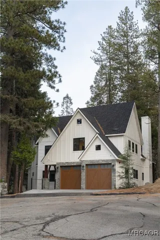 $2,450,000 | 481 Bay View Court, Lake Arrowhead, CA 92352