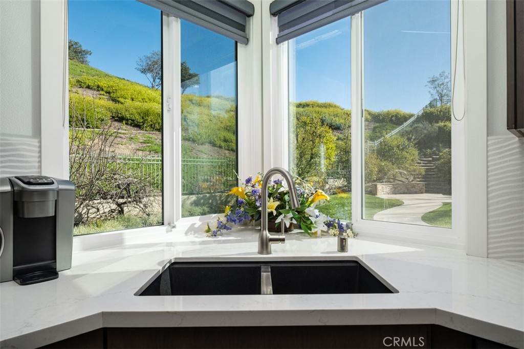 2 Field Point Rancho Santa Margarita, CA 92679 - Photo 22 of 23